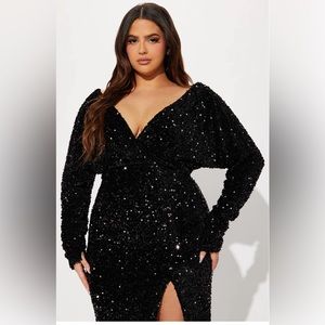 Fashion Nova Sequins Dress. Stunning. Modest side slit.